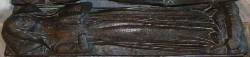 Clifton Reynes - St Mary Thomas Reynes and wife Joan Borard effigies 1300